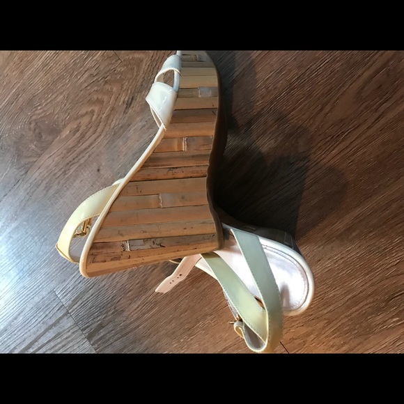 Prada wedge. - Picture 2 of 3